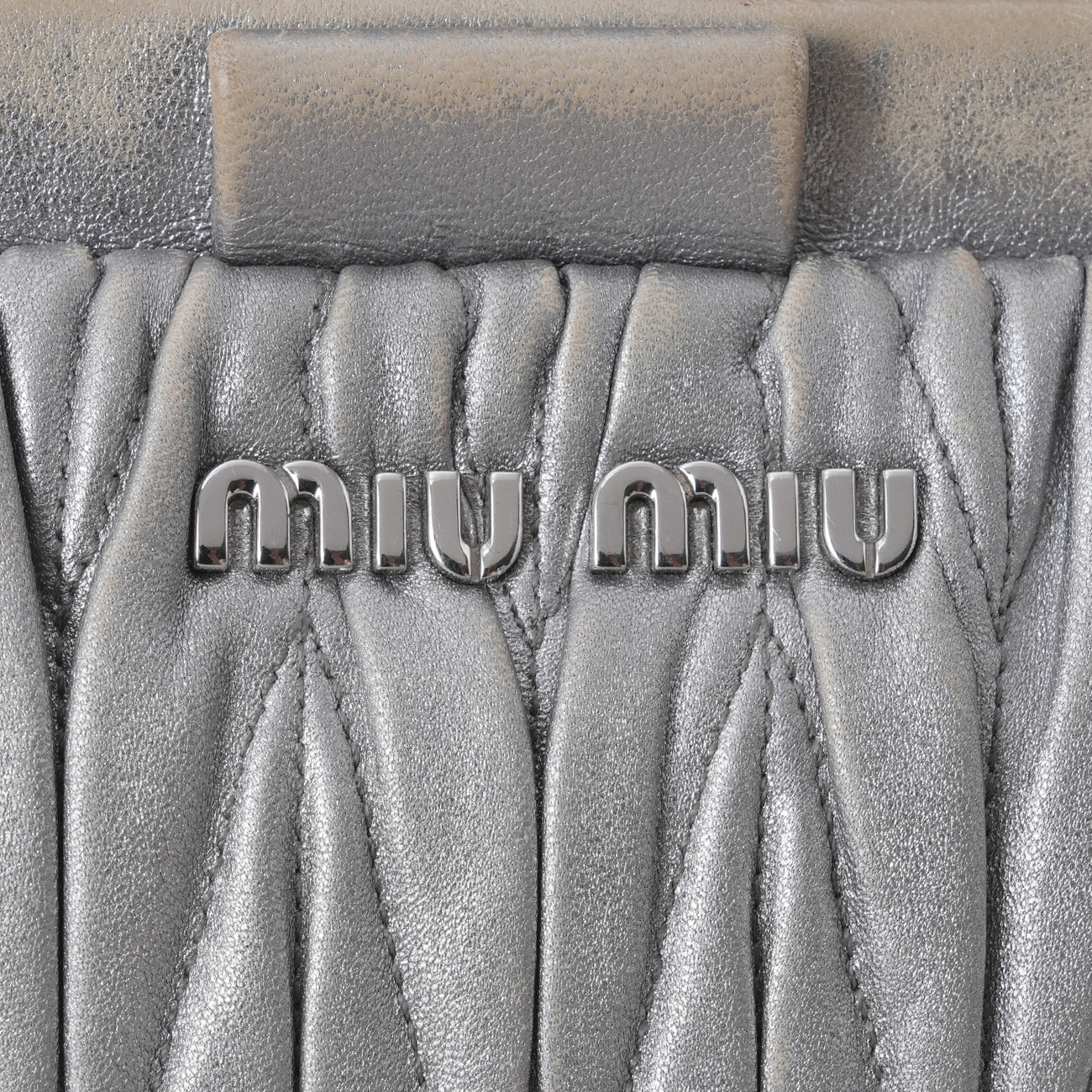 MIU MIU(USED)미우미우 5BF390 마틀라세 클러치겸 숄더백